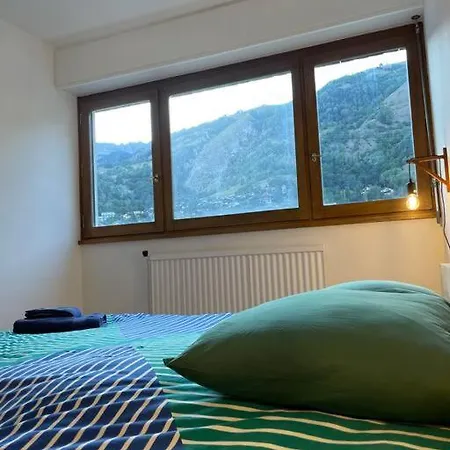 Camp De Base : *